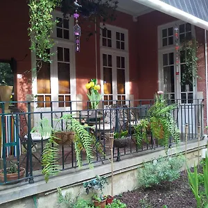 Whatever Art Bed & Breakfast